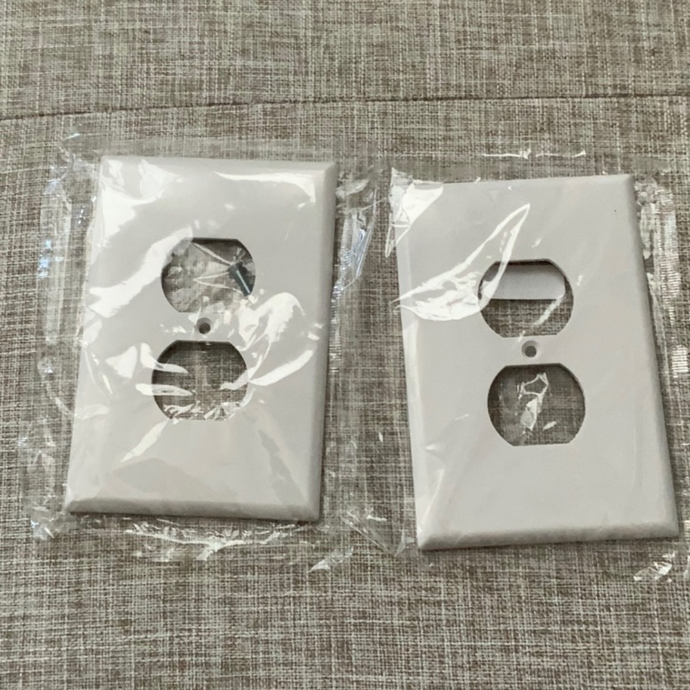 White wall plates